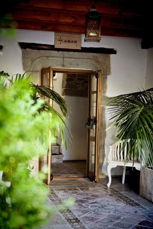 Abas Ristorante Pizzeria Affittacamere Ales Ngoại thất bức ảnh